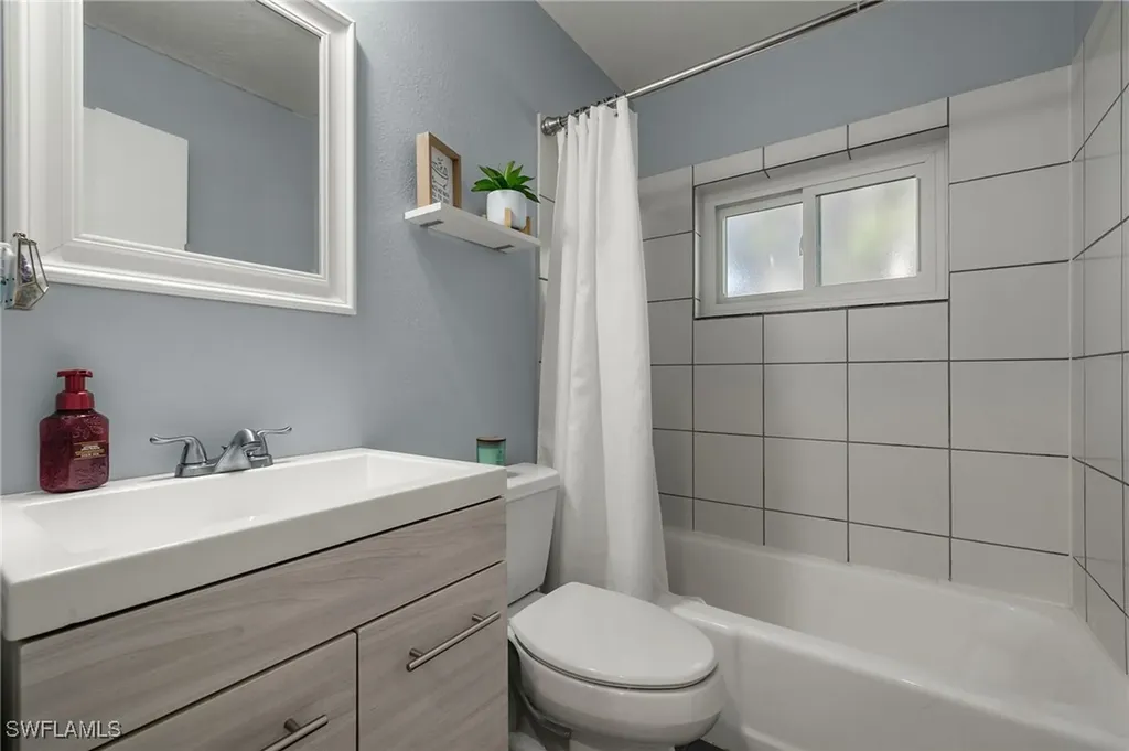 1409 SE 34th Street Cape Coral FL 33904