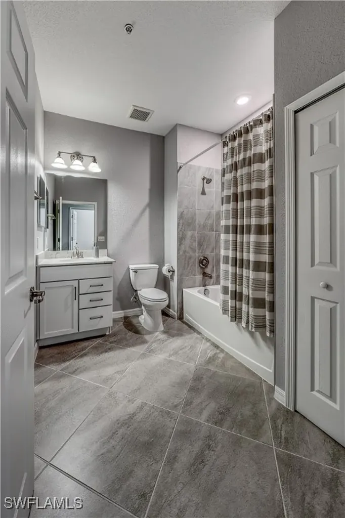 2357 Anguilla Drive Naples FL 34120