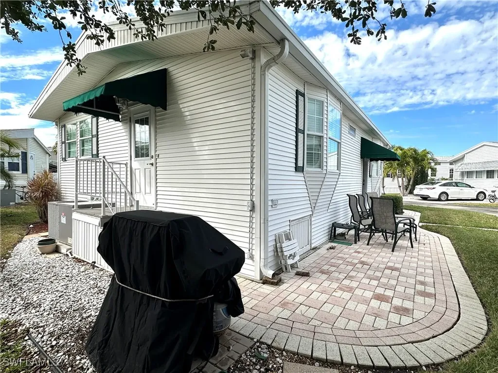 4691 Liberty Lane W Estero FL 33928