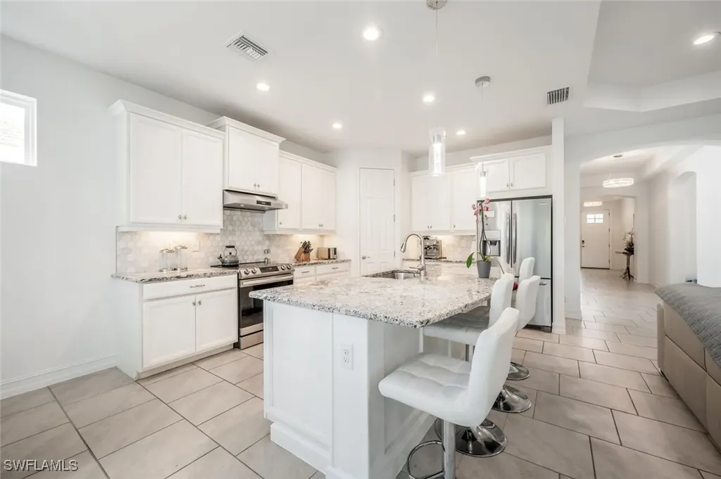 28192 Seasons Tide Avenue Bonita Springs FL 34135