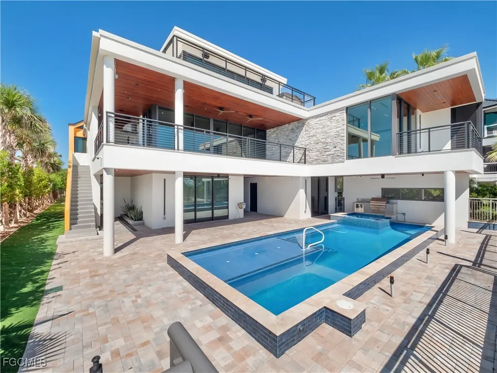 3615 W Gulf Drive Sanibel FL 33957