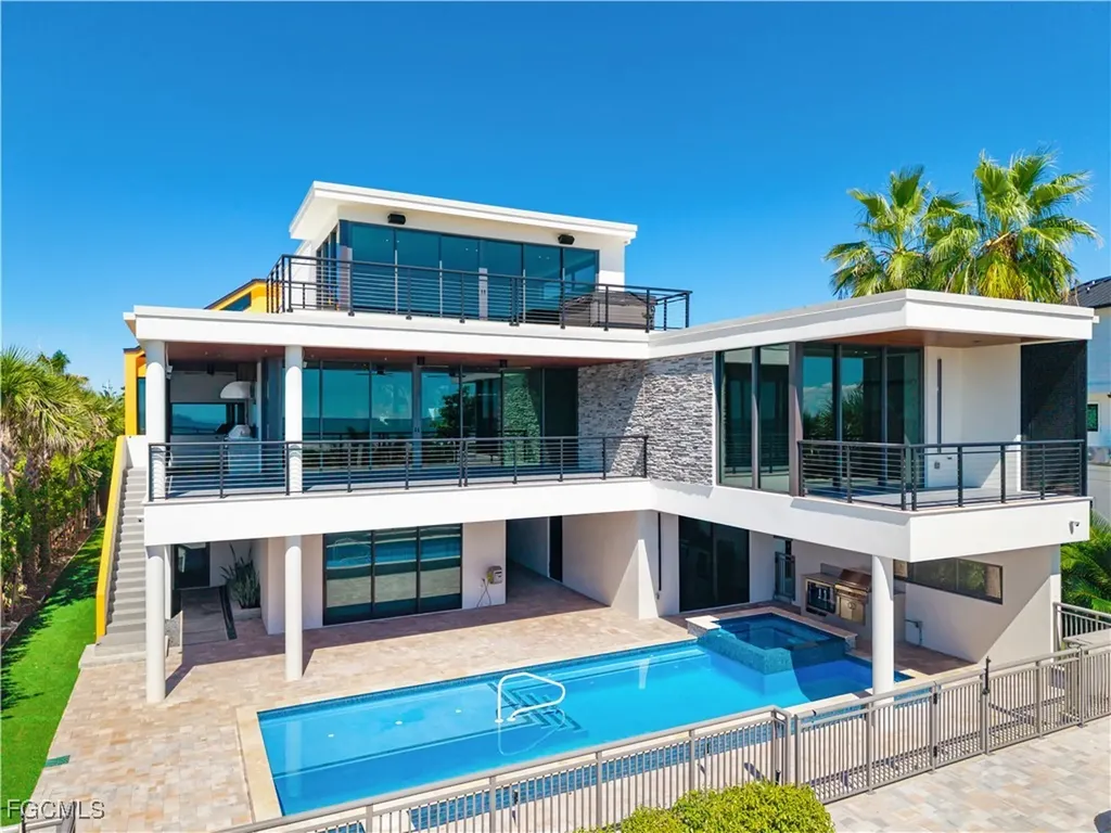 3615 W Gulf Drive Sanibel FL 33957