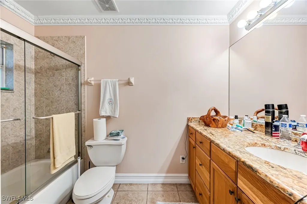 724 Pine Cone Lane Naples FL 34104