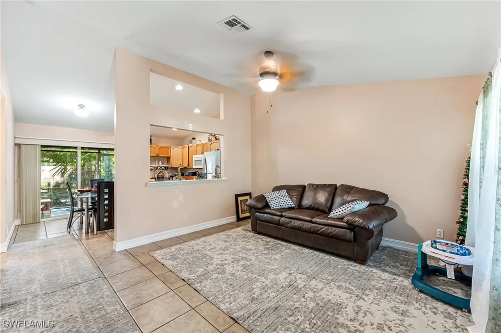724 Pine Cone Lane Naples FL 34104