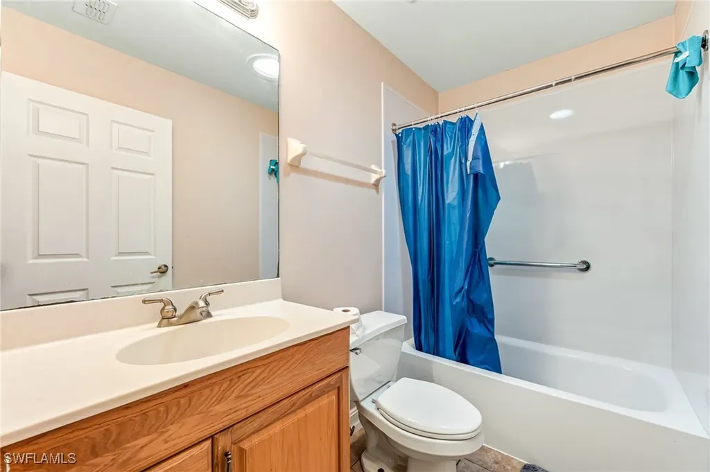 724 Pine Cone Lane Naples FL 34104