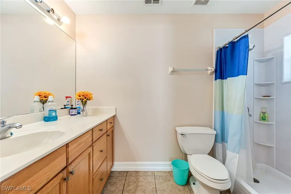 724 Pine Cone Lane Naples FL 34104