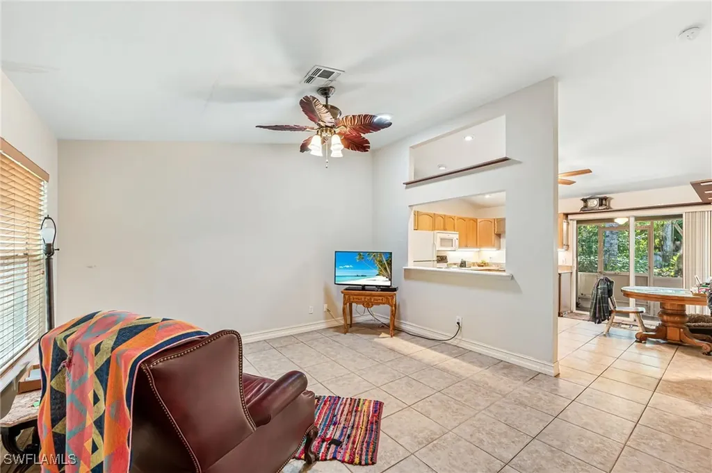 724 Pine Cone Lane Naples FL 34104
