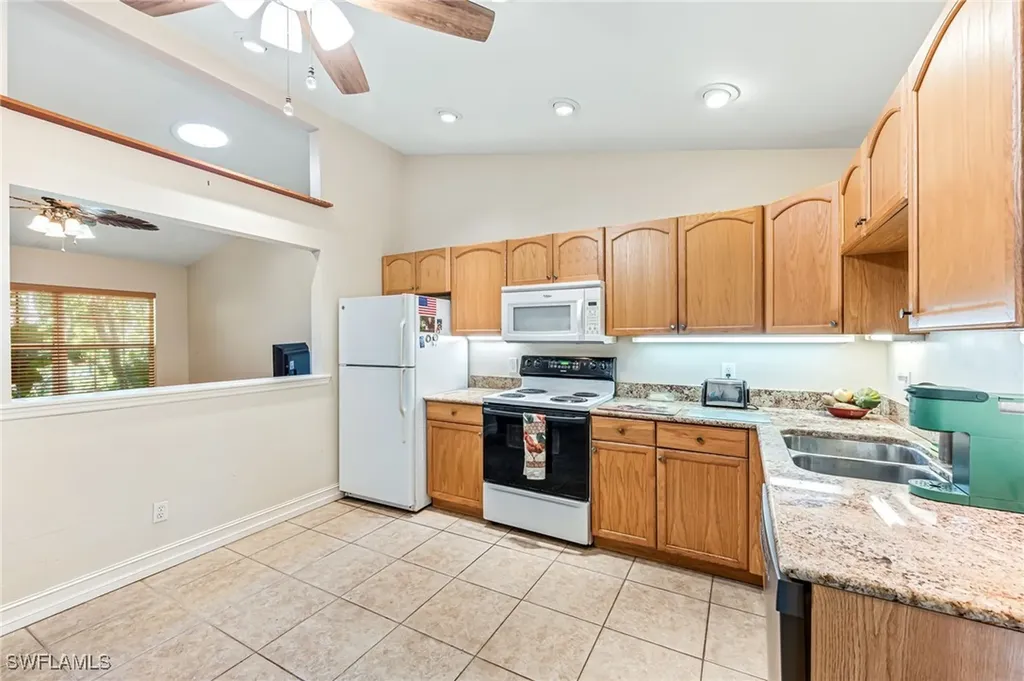 724 Pine Cone Lane Naples FL 34104