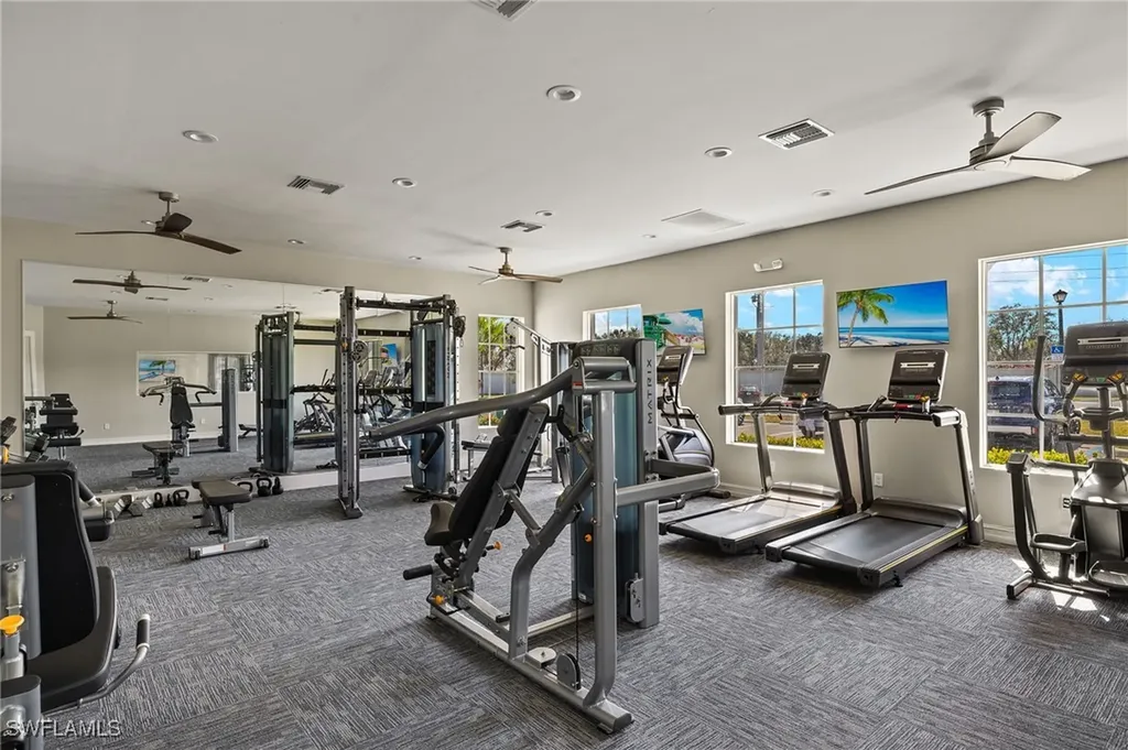 283 Tamarindo Lane Naples FL 34114