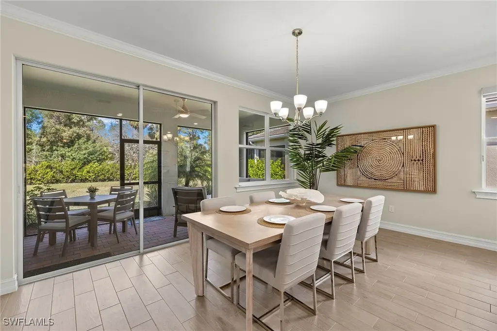 283 Tamarindo Lane Naples FL 34114