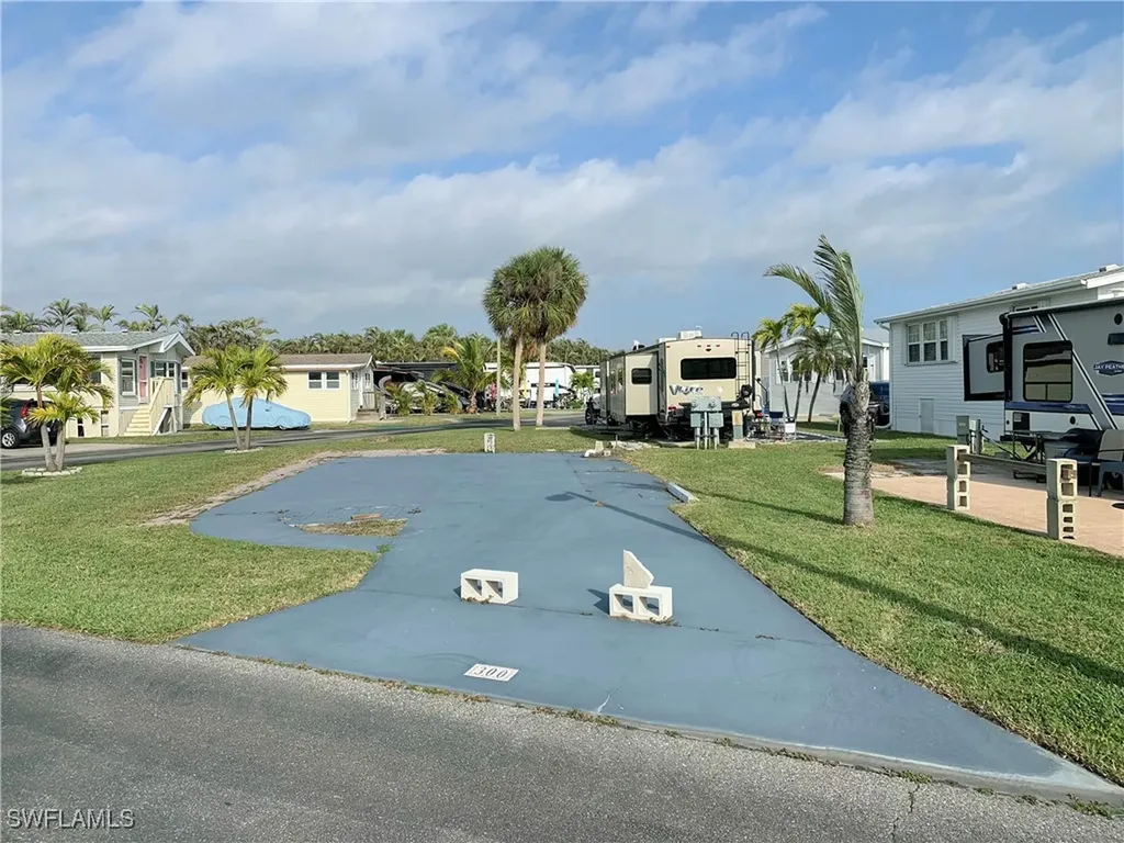 19681 Summerlin #300F Road Fort Myers FL 33908