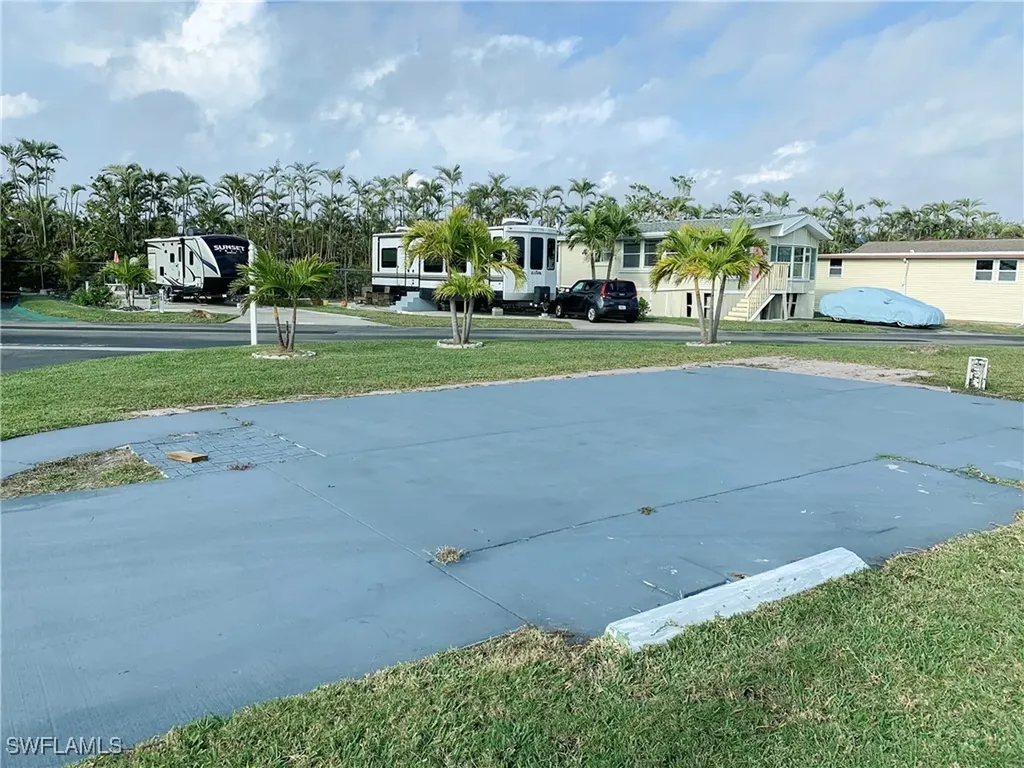 19681 Summerlin #300F Road Fort Myers FL 33908