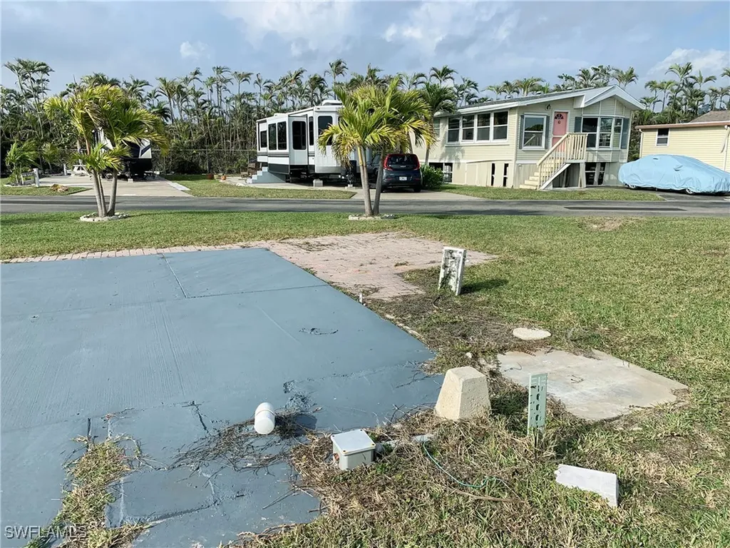 19681 Summerlin #300F Road Fort Myers FL 33908