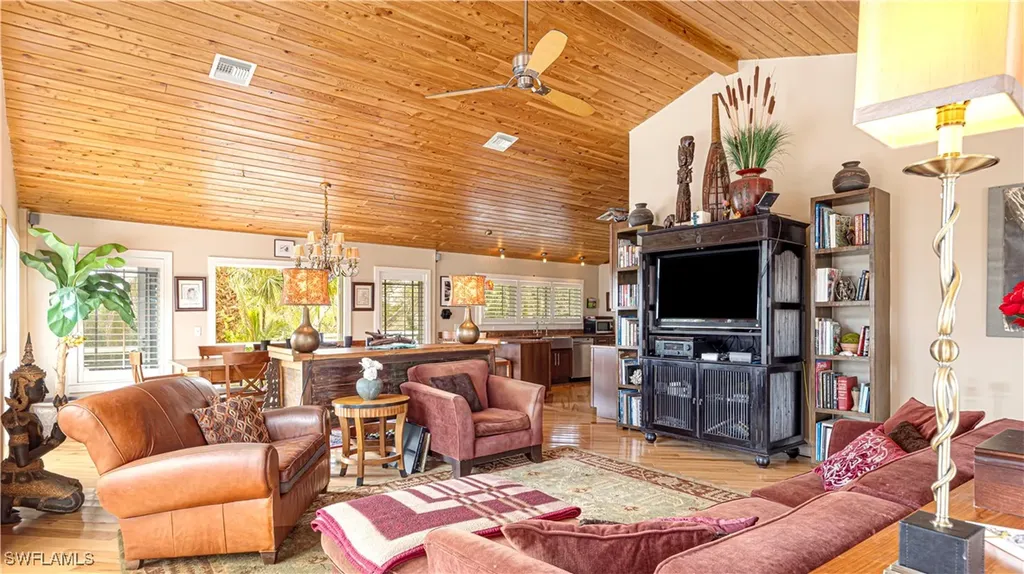 1307 Isabel Drive Sanibel FL 33957