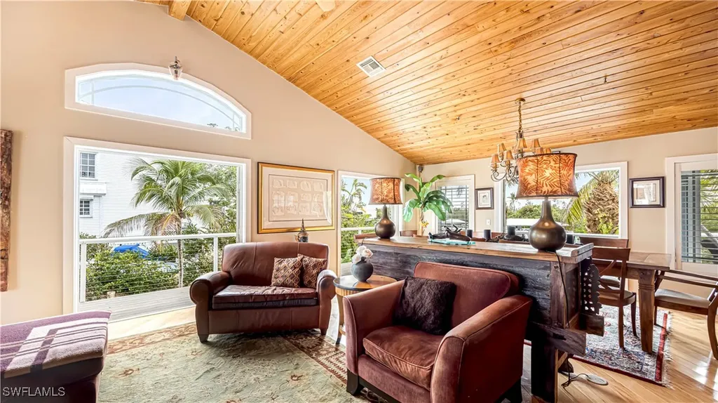 1307 Isabel Drive Sanibel FL 33957