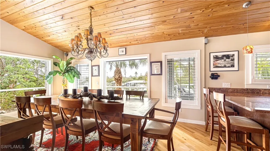 1307 Isabel Drive Sanibel FL 33957