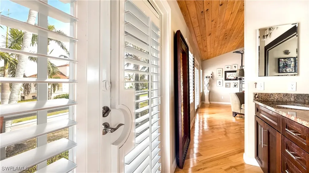 1307 Isabel Drive Sanibel FL 33957