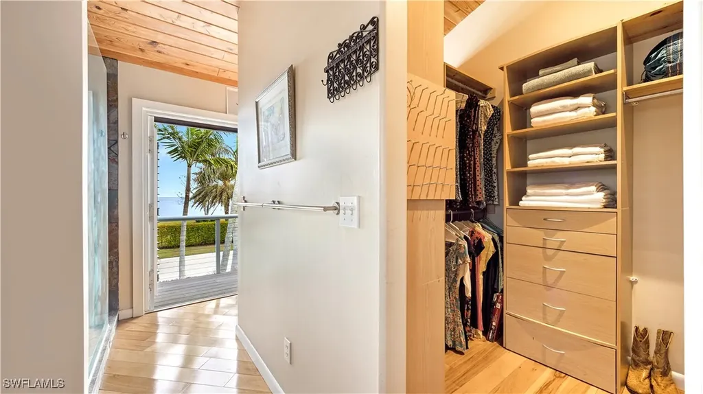 1307 Isabel Drive Sanibel FL 33957