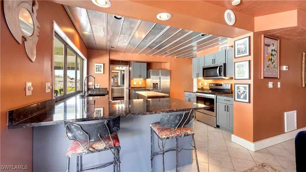 1307 Isabel Drive Sanibel FL 33957