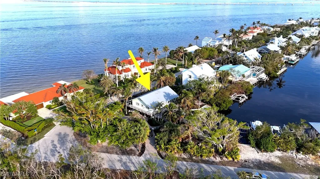 1307 Isabel Drive Sanibel FL 33957