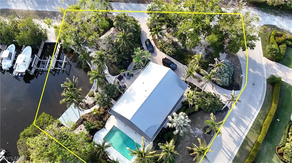 1307 Isabel Drive Sanibel FL 33957