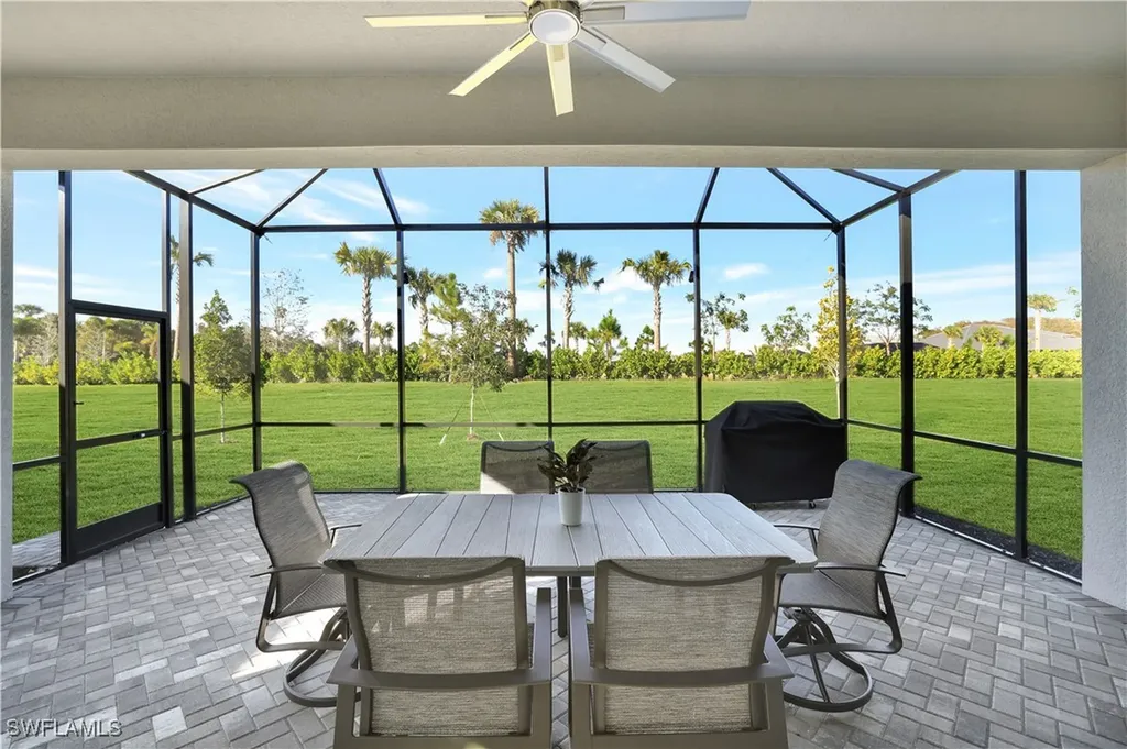 12365 Dahlia Court Naples FL 34120