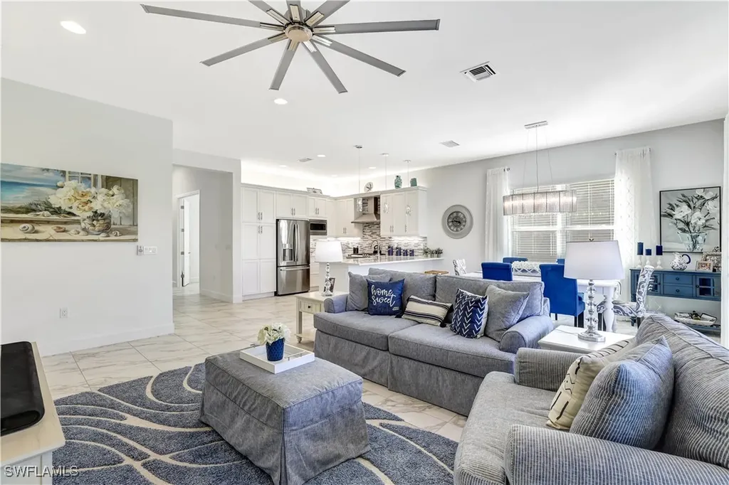 12365 Dahlia Court Naples FL 34120