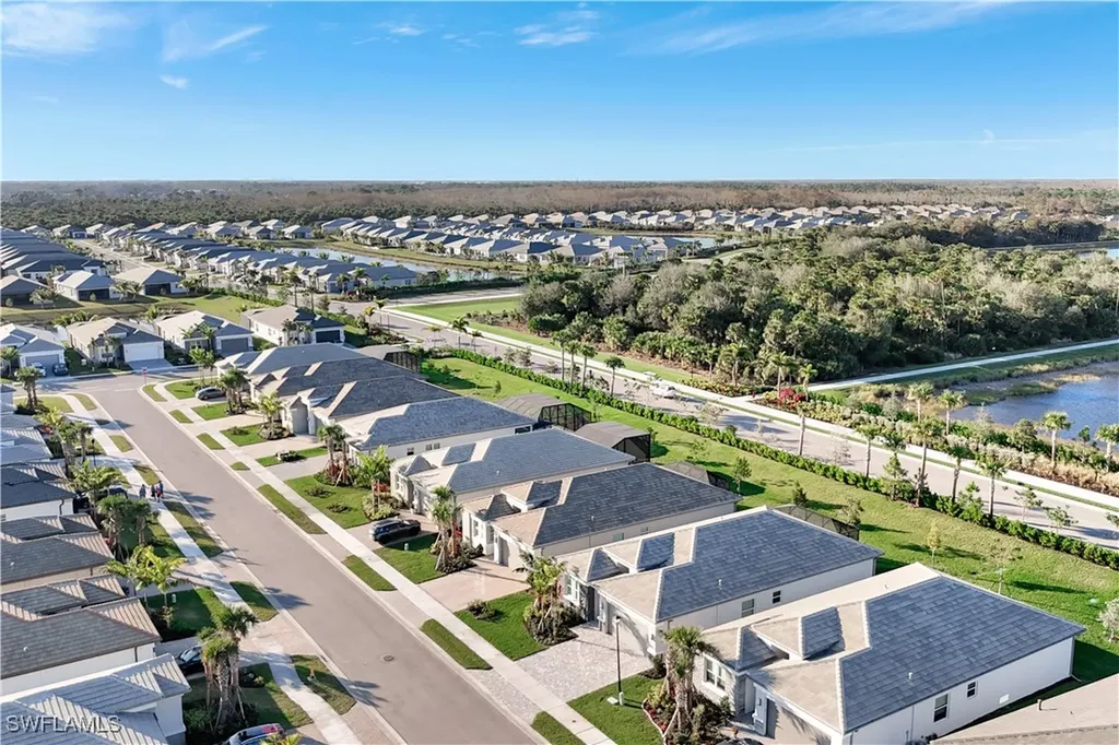 12365 Dahlia Court Naples FL 34120