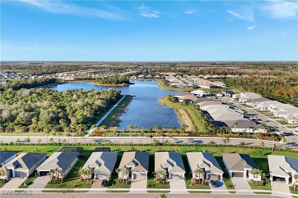 12365 Dahlia Court Naples FL 34120