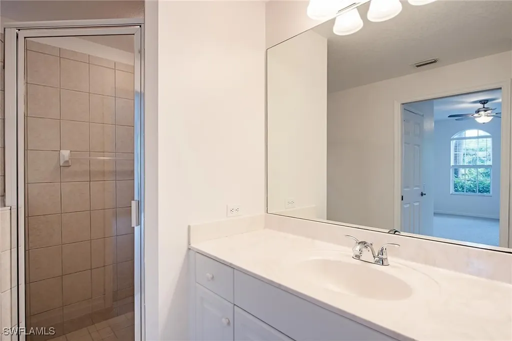 10025 Heather Lane Naples FL 34119