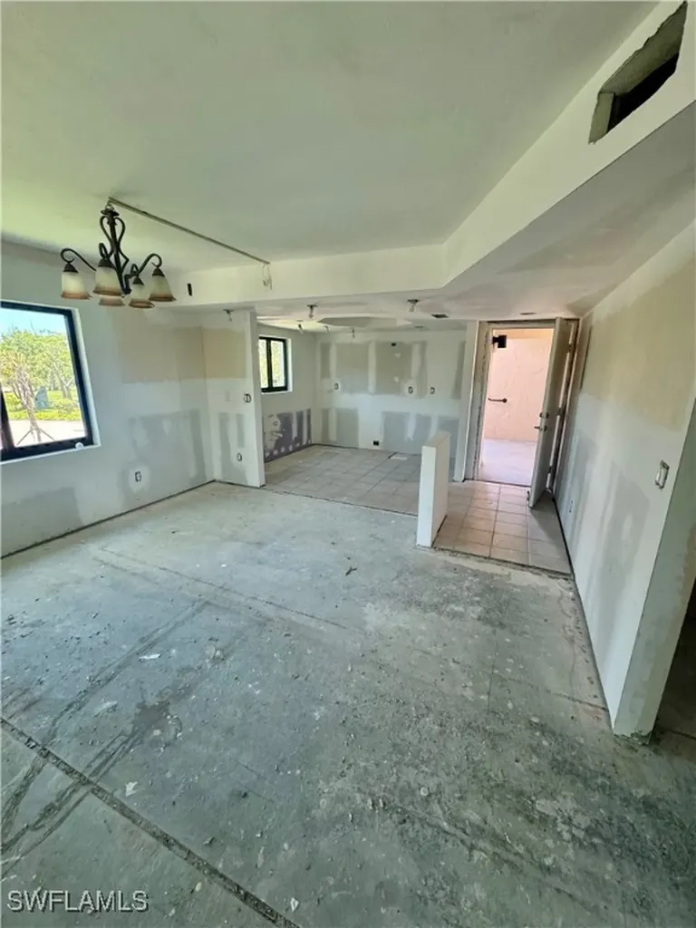 1919 Olde Middle Gulf Drive Sanibel FL 33957