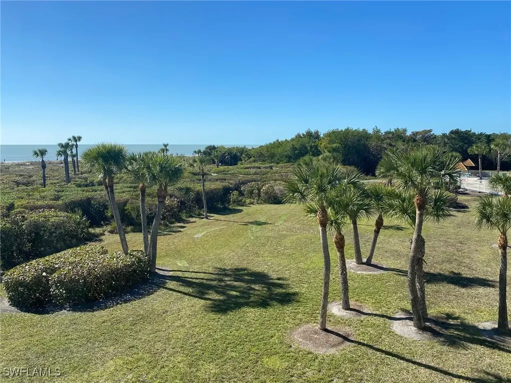 1919 Olde Middle Gulf Drive Sanibel FL 33957