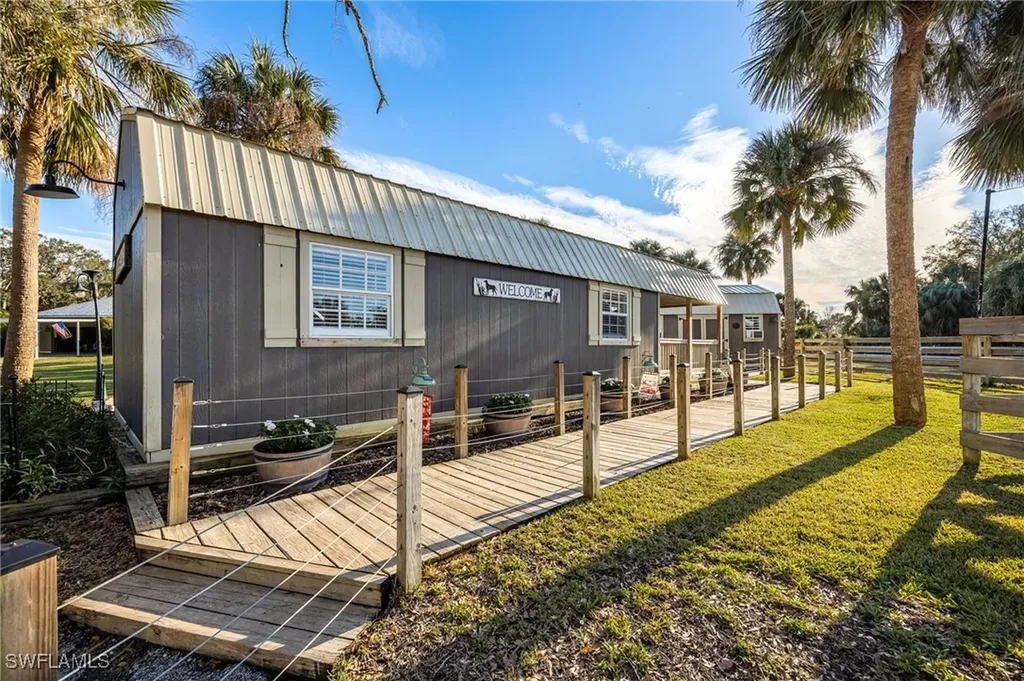 12251 Old Rodeo Drive Alva FL 33920