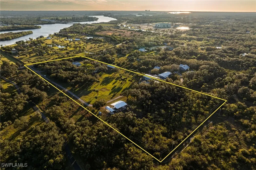 12251 Old Rodeo Drive Alva FL 33920