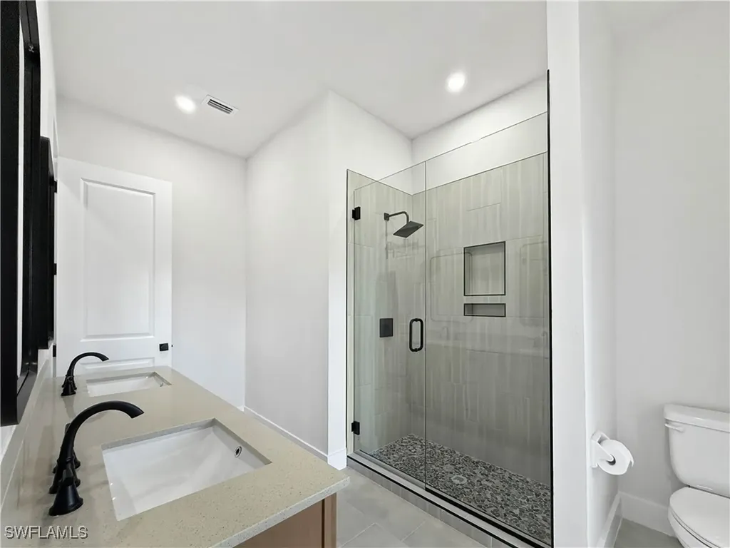 1129 Seagrape Lane Sanibel FL 33957
