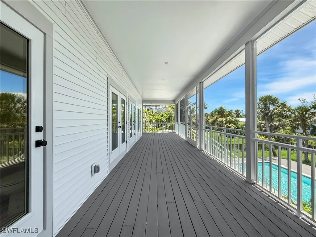 1129 Seagrape Lane Sanibel FL 33957