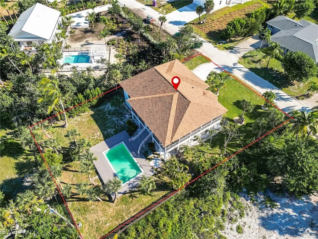 1129 Seagrape Lane Sanibel FL 33957
