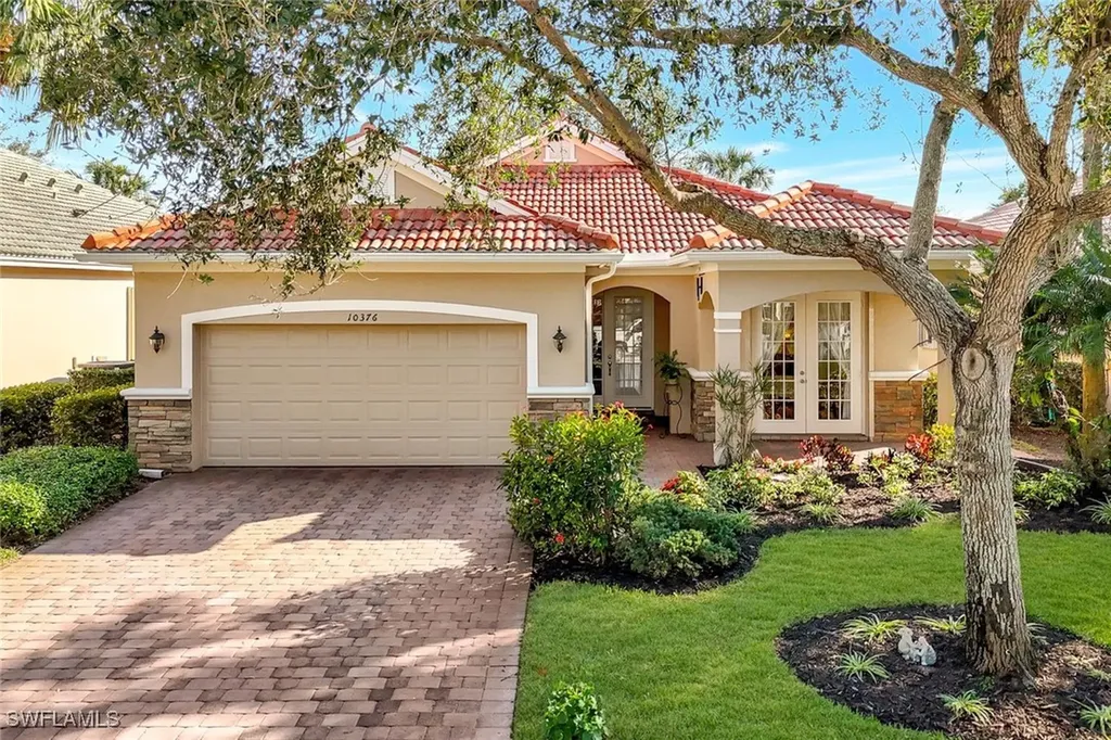 10376 Flat Stone Loop Bonita Springs FL 34135