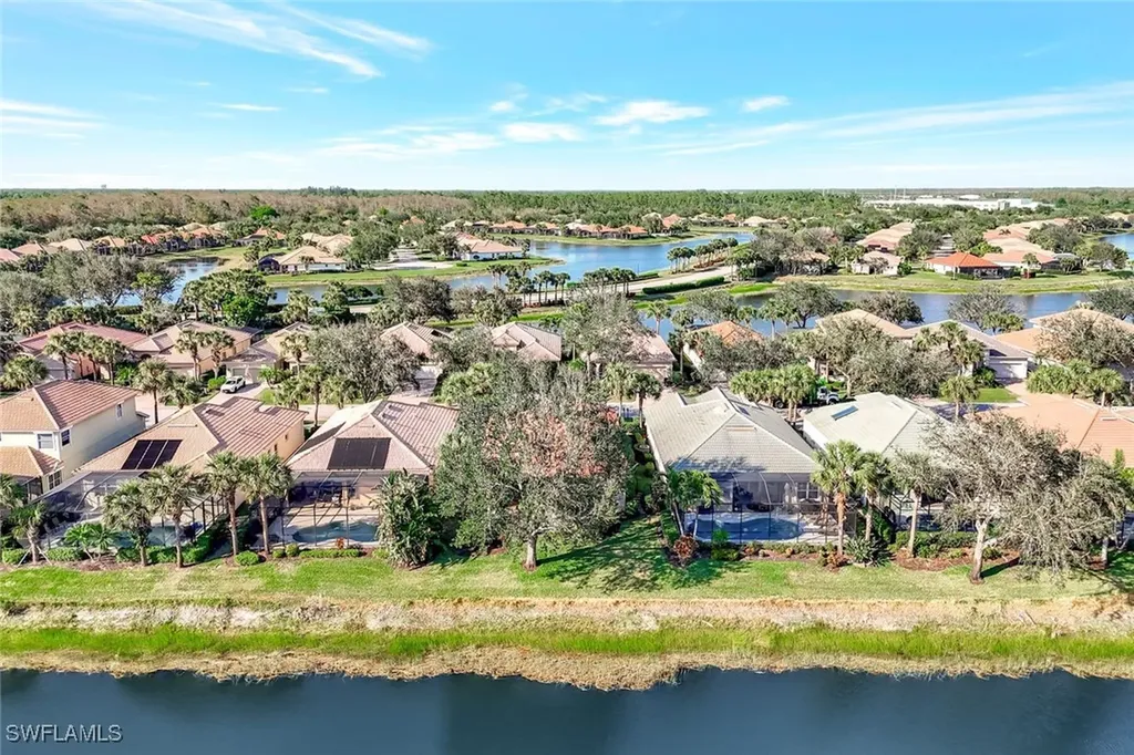 10376 Flat Stone Loop Bonita Springs FL 34135