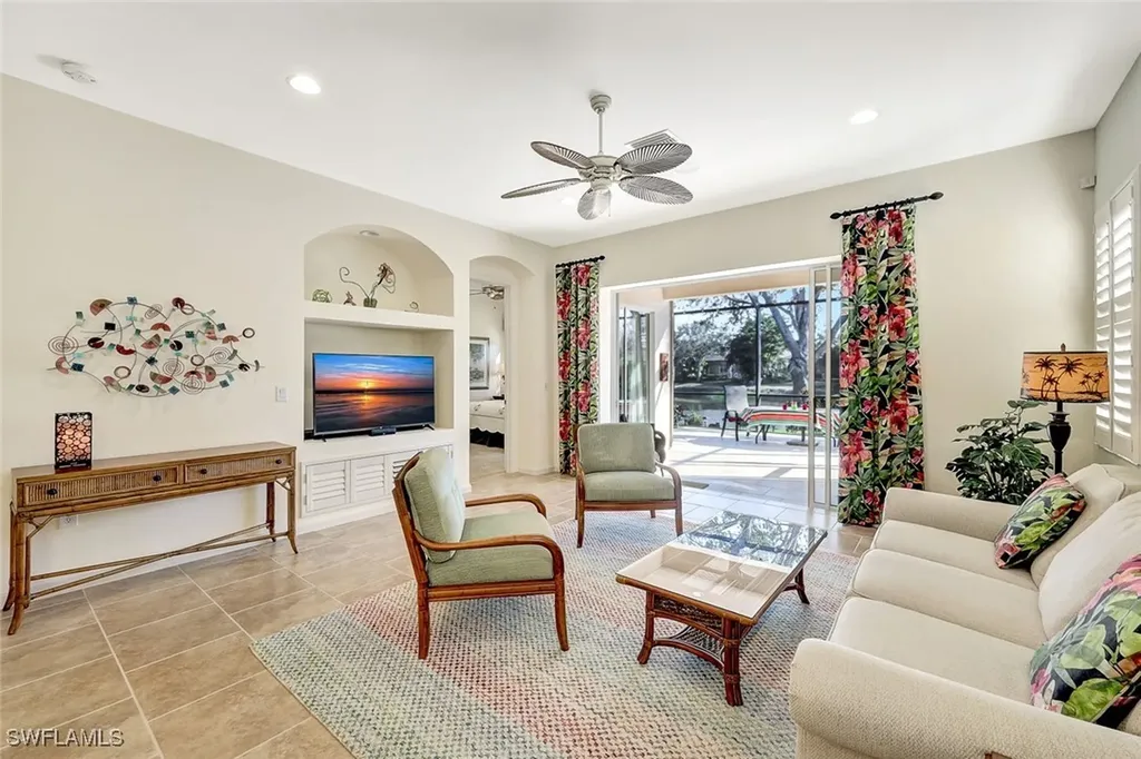 10376 Flat Stone Loop Bonita Springs FL 34135