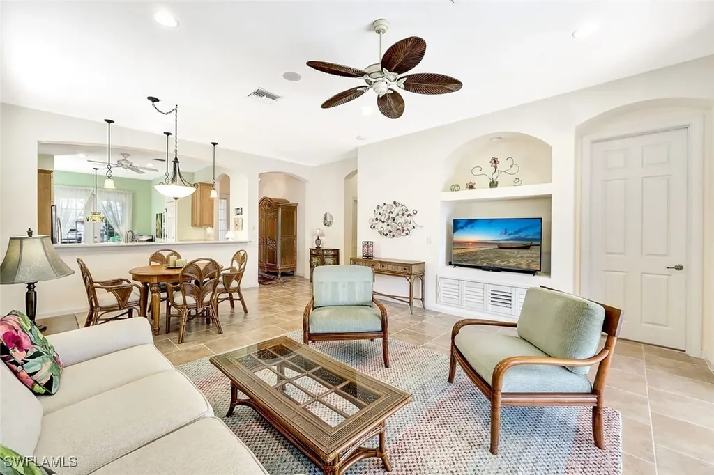 10376 Flat Stone Loop Bonita Springs FL 34135
