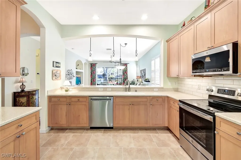 10376 Flat Stone Loop Bonita Springs FL 34135