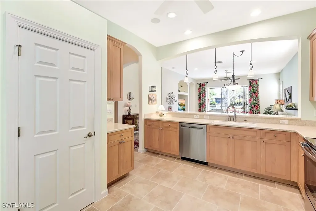 10376 Flat Stone Loop Bonita Springs FL 34135