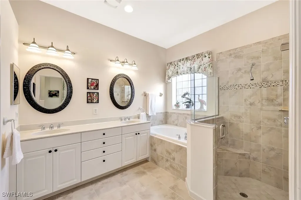 10376 Flat Stone Loop Bonita Springs FL 34135