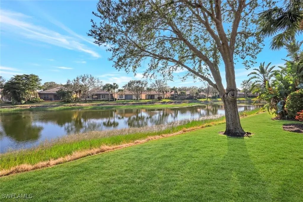 10376 Flat Stone Loop Bonita Springs FL 34135