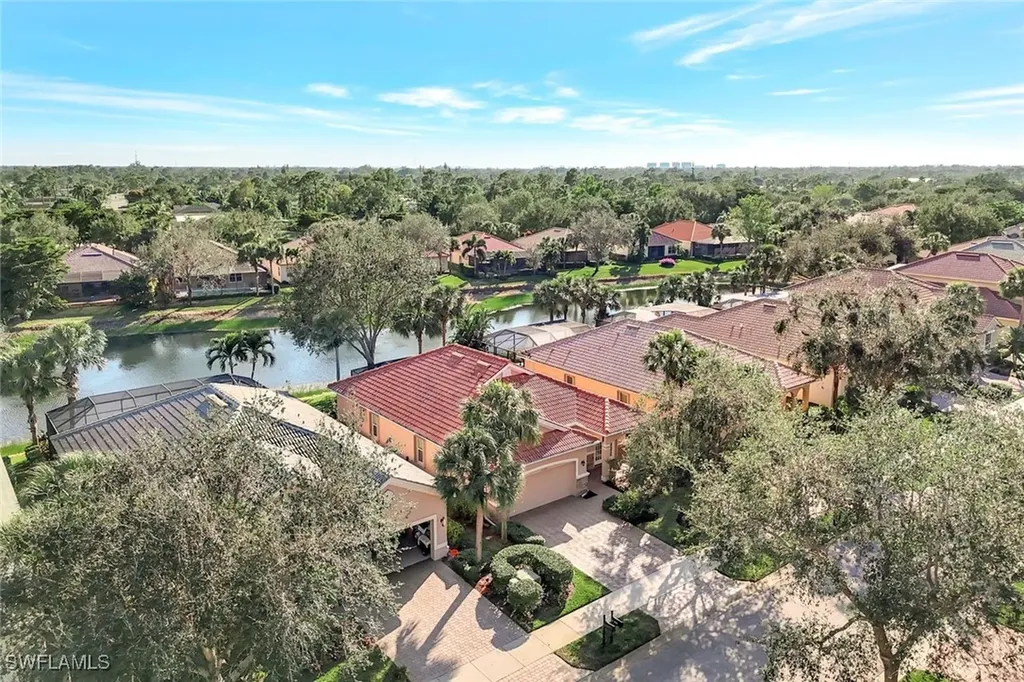 10376 Flat Stone Loop Bonita Springs FL 34135
