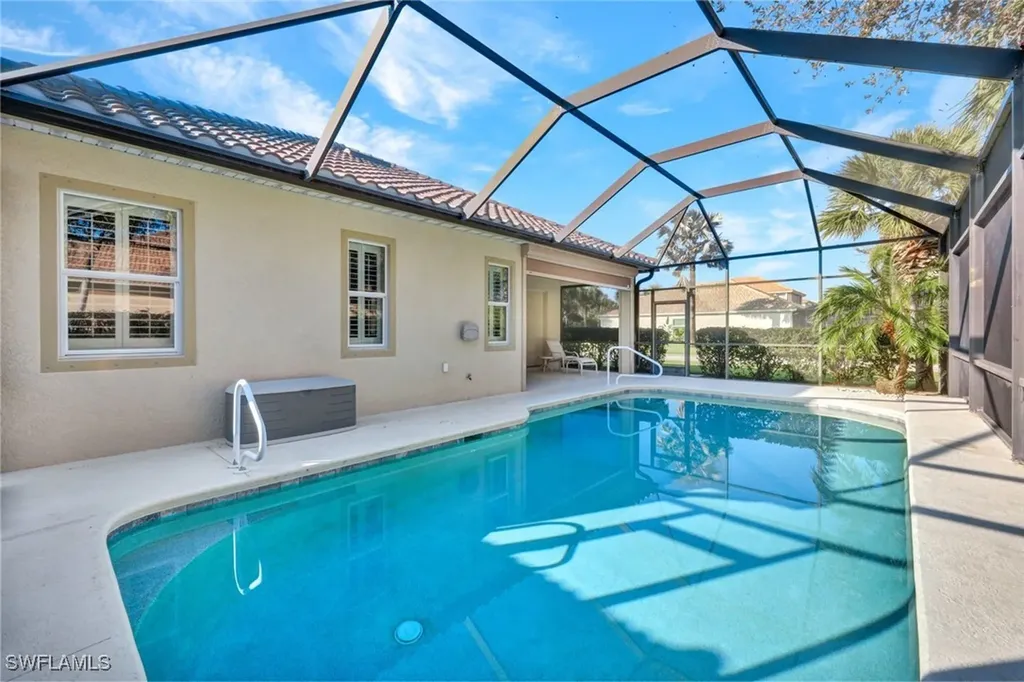 10300 Flat Stone Loop Bonita Springs FL 34135