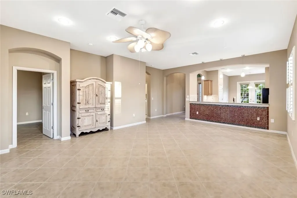10300 Flat Stone Loop Bonita Springs FL 34135