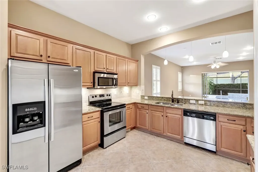 10300 Flat Stone Loop Bonita Springs FL 34135