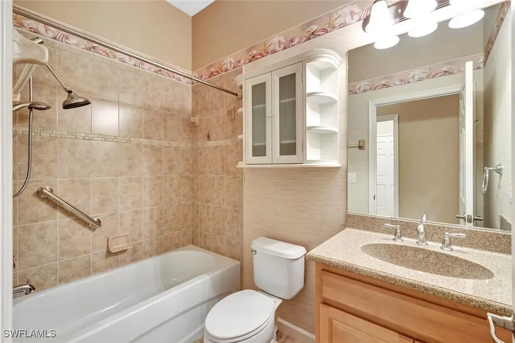 10300 Flat Stone Loop Bonita Springs FL 34135